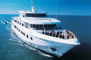 Motor Yacht True North  Main